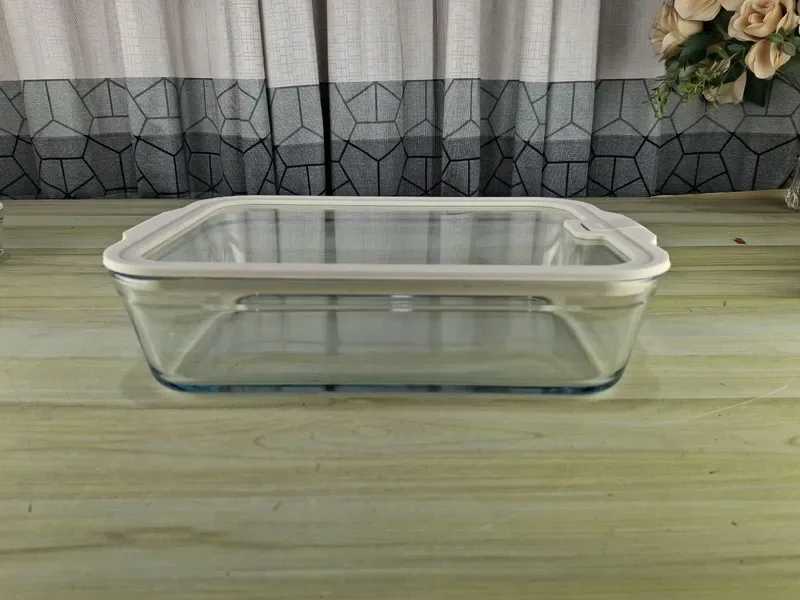 1pcs Oven Proof Bati with silicon lid SE 01794