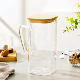 Borosilicate Square Jug with Woodwn lid 00672
