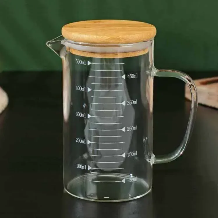 500ml Borosilicate Measuring Cup with Wooden lid 00937