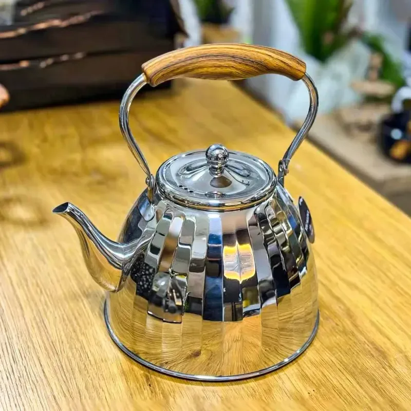 Round Step Design Steel Kettle Wooden Handle 00957